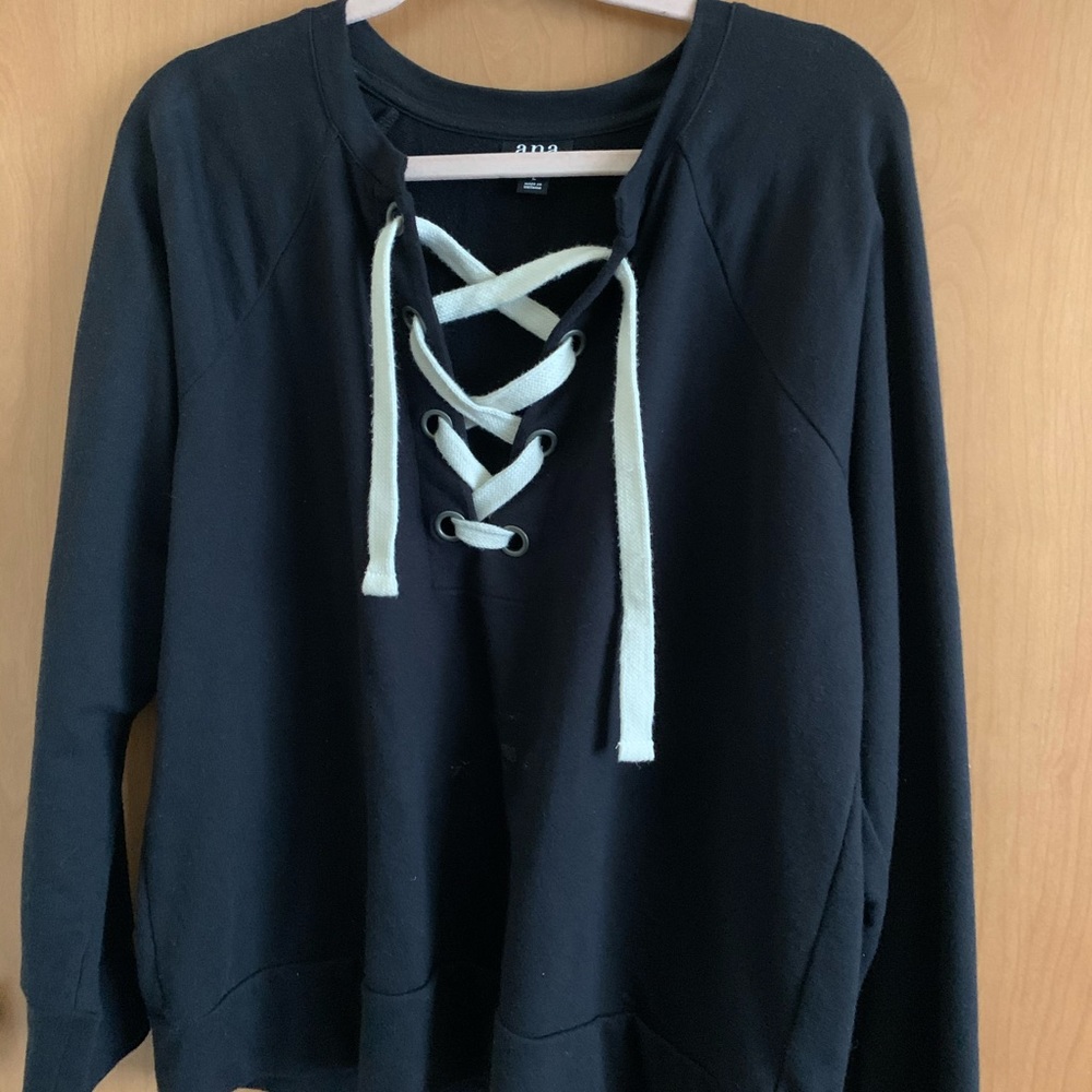 Crew neck